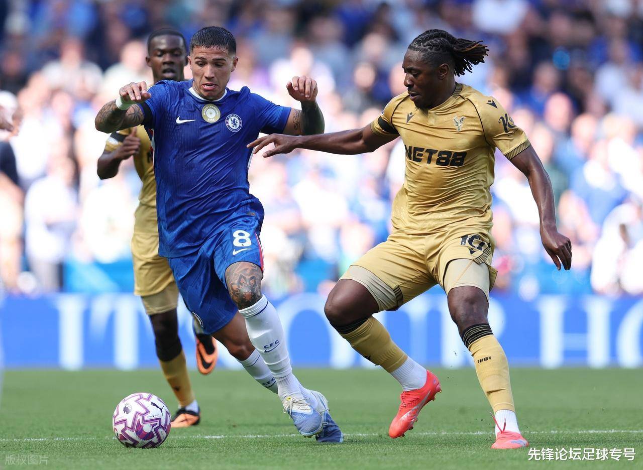 窗口期欧联焦点战，曼城临场应变，赛场秩序良好，年轻球员得到机会的简单介绍-爱游戏官方网站